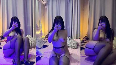 抖音網紅 二媚女ling 自慰視頻圖包大放送 情趣絲襪騷浪求金主包養 愿做專屬肉便器 騷氣十足！